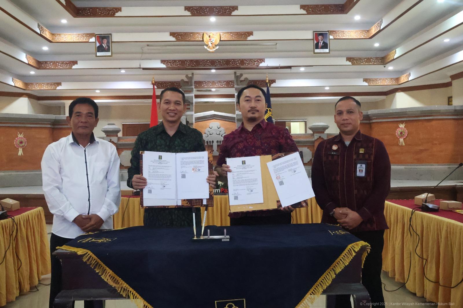 Peduli Masyarakat dan Instansi