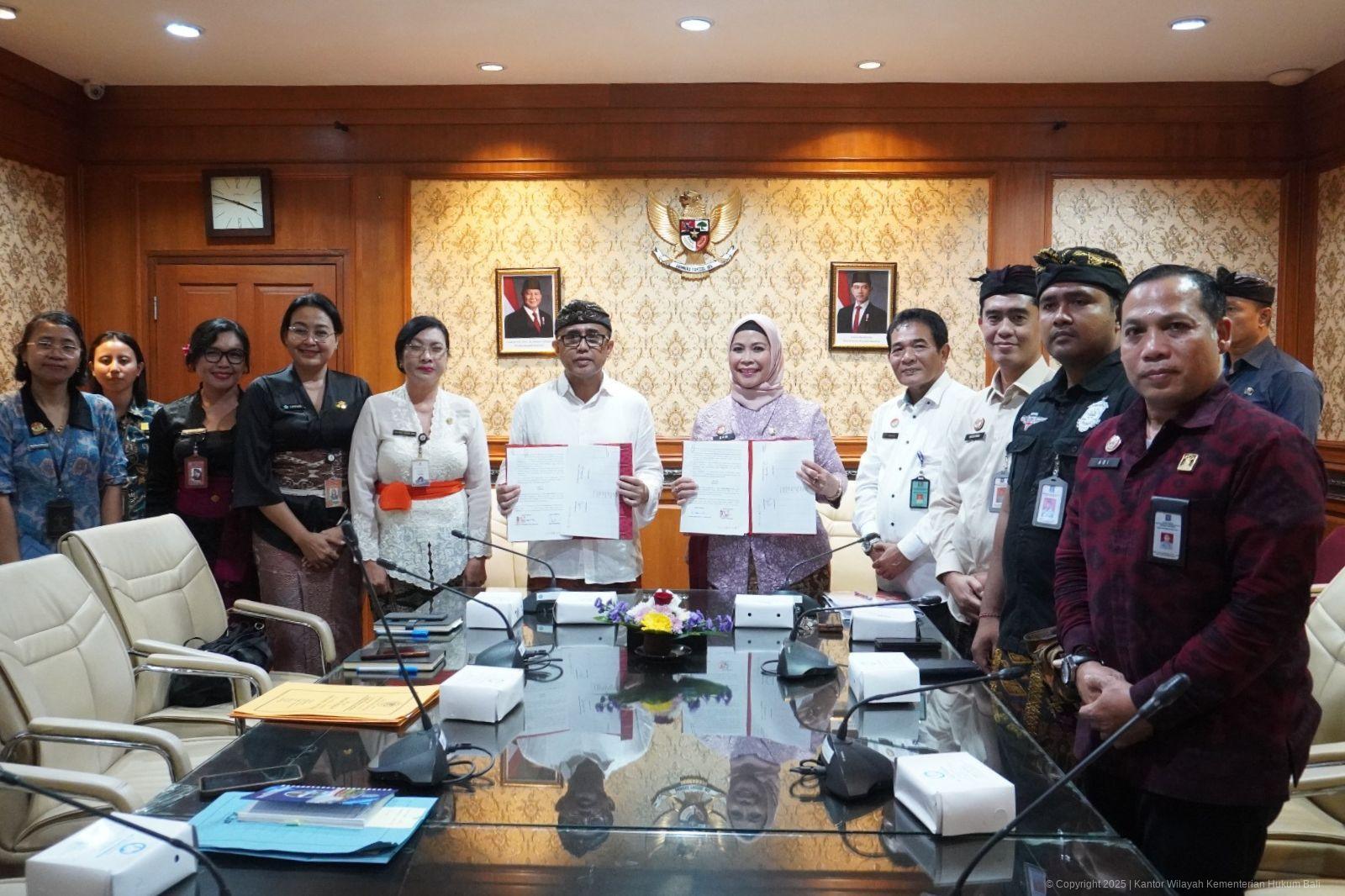 Komitmen_Kanwil_Kemenkum_Bali_Wujudkan_Layanan_Hukum_Inklusif_bagi_Masyarakat_Denpasar8.jpg
